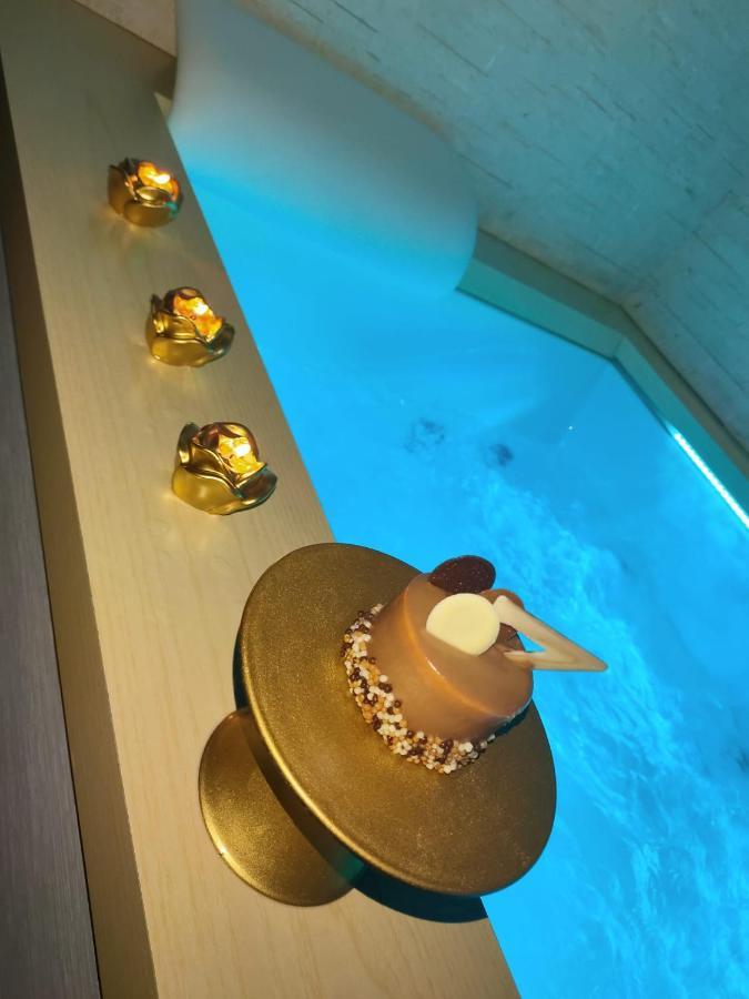 Romantic Suite Монополи Екстериор снимка
